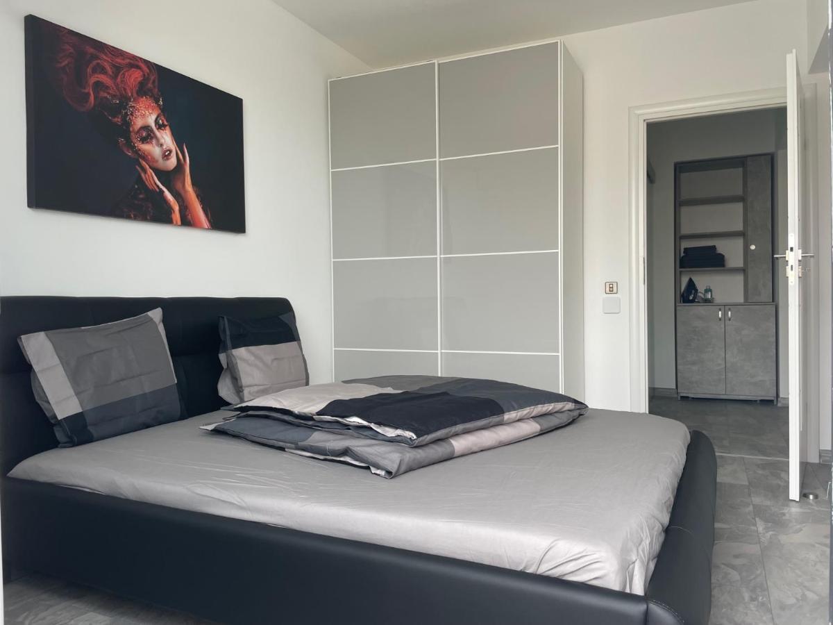 Lakeview 2 Room Penthouse Rooftop Terrace W15 Bucarest Esterno foto